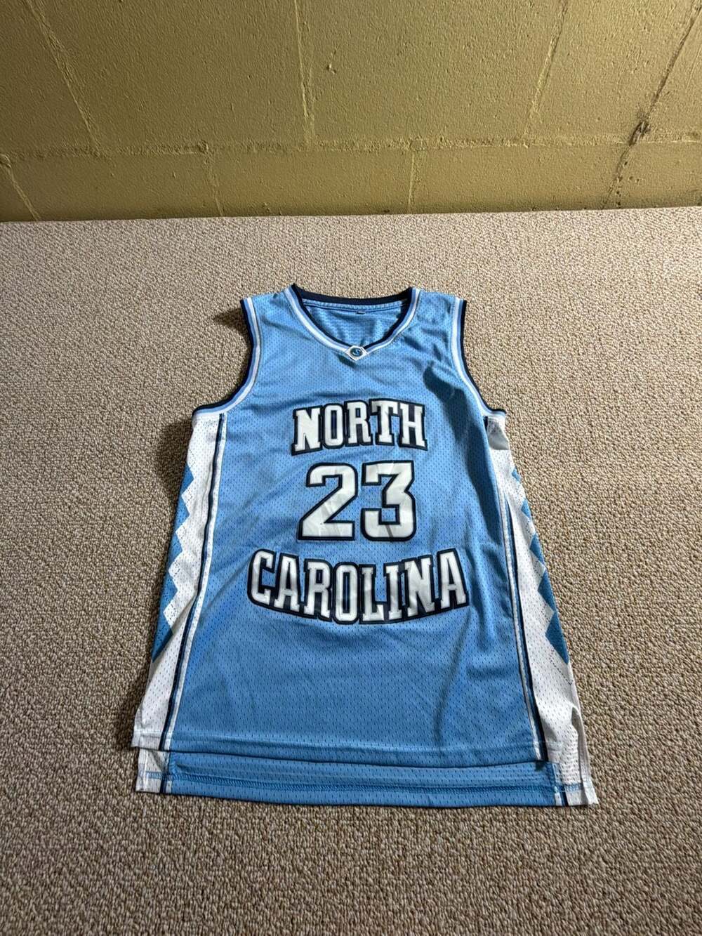 Michael Jordan #23 North Carolina Tar Heels Vintage College Basketball Jersey